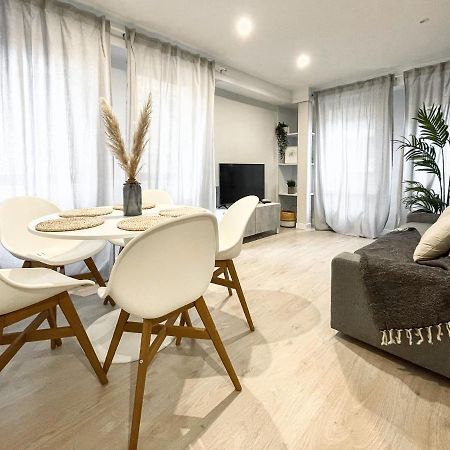 Vtz El Balcon De Plaza Sas Apartment Zaragoza Exterior foto